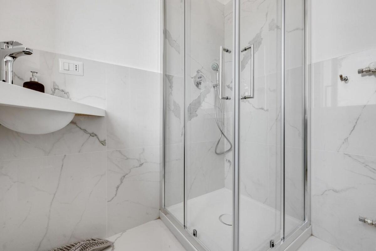 Homeby, Cozy Penthouse Appartement Milan